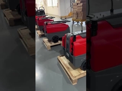 নমনীয় কমপ্যাক্ট ফ্লোর স্ক্রাবার প্যাকেজ করা হচ্ছে